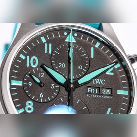 Новинка TWS ： IWC и AMG объединили ус