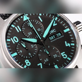 Новинка TWS ： IWC и AMG объединили ус