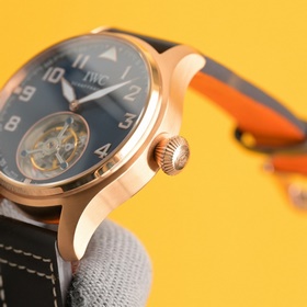 Новая модель часов IWC Pilot’s Tourbil