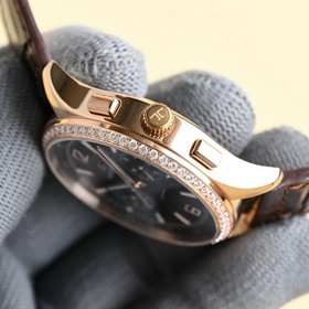 Новинка JAEGER-LECOULTRE — часы из кол
