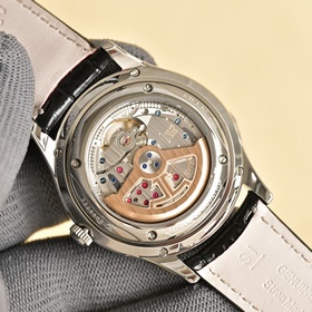 Часы Jaeger-LeCoultre Master Moonphase