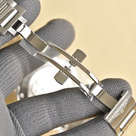 Новая модель Longines из серии Conques