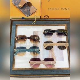 LOUIS VUITTON Z1863 Размер： 55 x 16–14