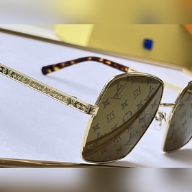 LOUIS VUITTON, МОДЕЛЬ： Z2955U, РАЗМЕР：
