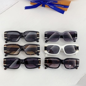 Louis Vuitton МОДЕЛЬ： Z2937U РАЗМЕР：