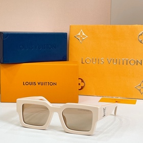 LOUIS VUITTON МОДЕЛЬ： Z1579E РАЗМЕР：