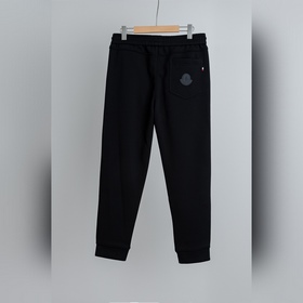 Moncler： Новая коллекция осень-зима 20