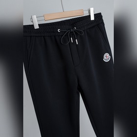 Moncler： Новая коллекция осень-зима 20