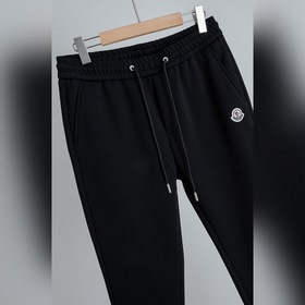 Moncler： Новая коллекция осень-зима 20