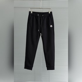 Moncler： Новая коллекция осень-зима 20