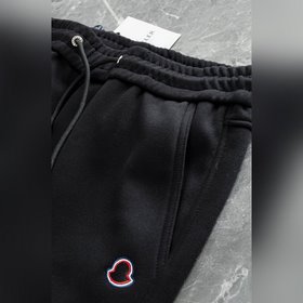 Moncler： Новая коллекция осень-зима 20