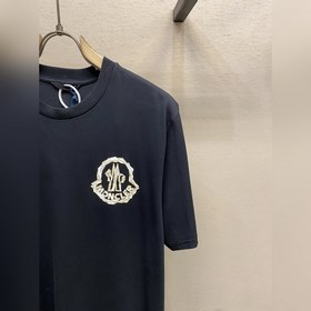 Футболка Moncler с логотипом, нанесенн