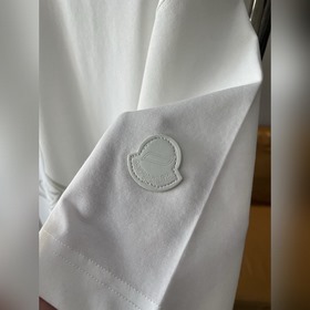 Футболка с капюшоном, короткие рукава,