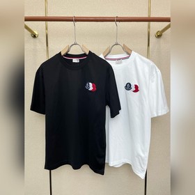 Moncler： новая коллекция мужских повсе