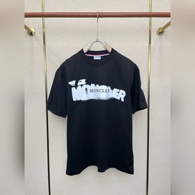 Moncler： новая коллекция мужских повсе