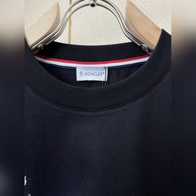 Moncler： новая коллекция мужских повсе