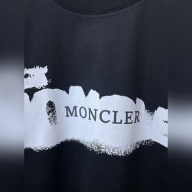 Moncler： новая коллекция мужских повсе