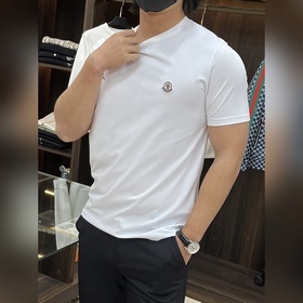 Moncler： новая весенняя коллекция — фу