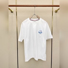 Moncler： новая коллекция мужских повсе