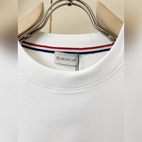 Moncler： новая коллекция мужских повсе