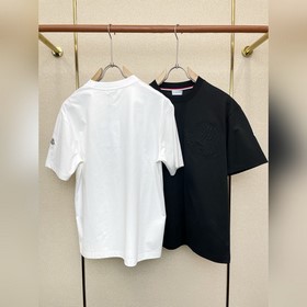 Moncler： новая коллекция мужских повсе