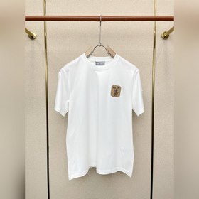 Moncler： новая коллекция мужских повсе