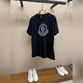 Футболка Moncler с принтом виде размыт