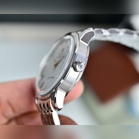 Часы Omega Seamaster 1948 в золотом и 