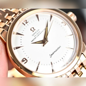 Часы Omega Seamaster 1948 в золотом и 