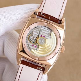 TW： грандиозный дебют модели Patek Phi