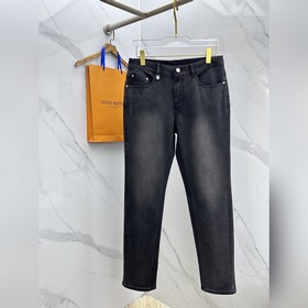 Мужская коллекция Prada представляет с