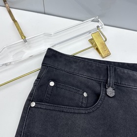 Мужская коллекция Prada представляет с