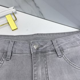 Prada： элитная одежда на заказ, новейш