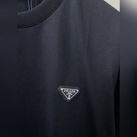 Prada： новая модель мужской повседневн
