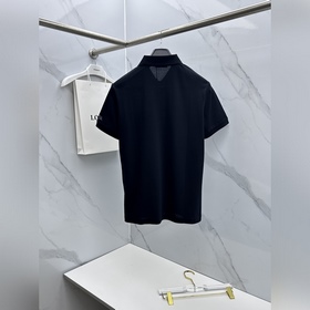Prada： новая коллекция весна-лето 2026