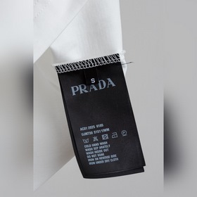 PRADA 2026SS — незаменимая вещь в гард