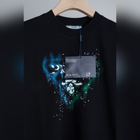 PRADA 2026SS — незаменимая вещь в гард