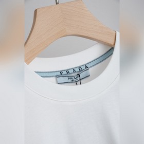 PRADA 2026SS — незаменимая вещь в гард