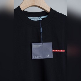 PRADA 2026SS — незаменимая вещь в гард
