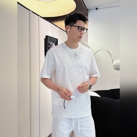 Prada #PRADA Новая коллекция весна-ле