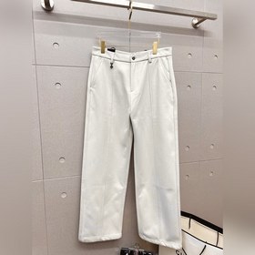 PRADA 2026 — новейшие кюлоты с широким