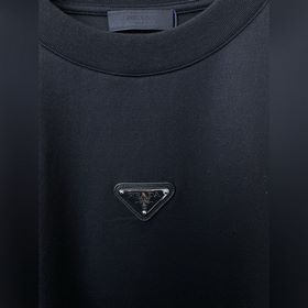Prada： новая модель мужской повседневн