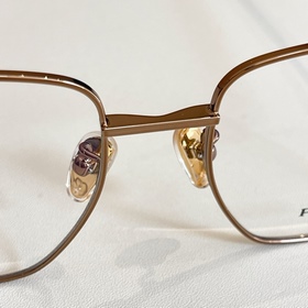 PRADA  МОДЕЛЬ： PR C51VD  РАЗМЕР： 54,