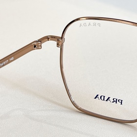 PRADA  МОДЕЛЬ： PR C51VD  РАЗМЕР： 54,