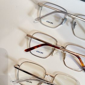 PRADA  МОДЕЛЬ： PR C51VD  РАЗМЕР： 54,