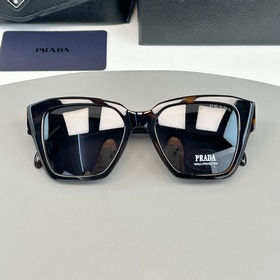 PRADA VPR09Z Размер： 51,17–140. Оправ