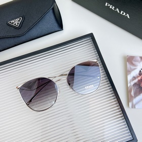 PRADA SPR 50Z Размер： 59 (19–140) Двух