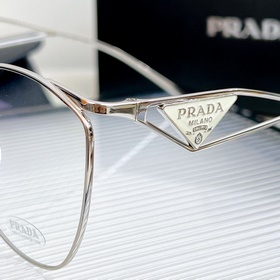 PRADA SPR 50Z Размер： 59 (19–140) Двух