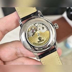 Новейшая хитовая модель в ассортименте