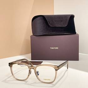 TOM FORD МОДЕЛЬ： TF1136-K РАЗМЕР： 56